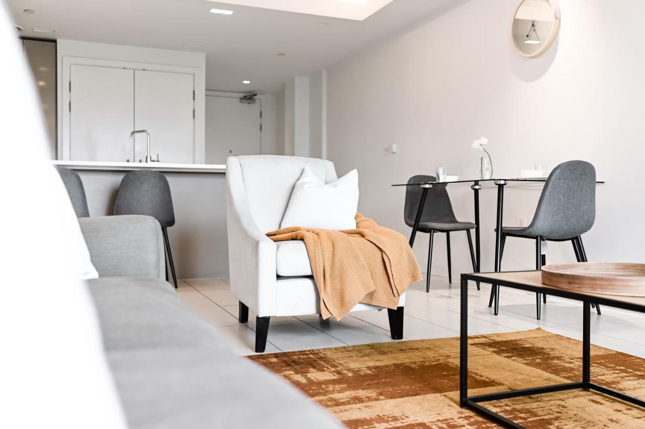 Khayat Homes - The Curve - One Bed Londen Buitenkant foto